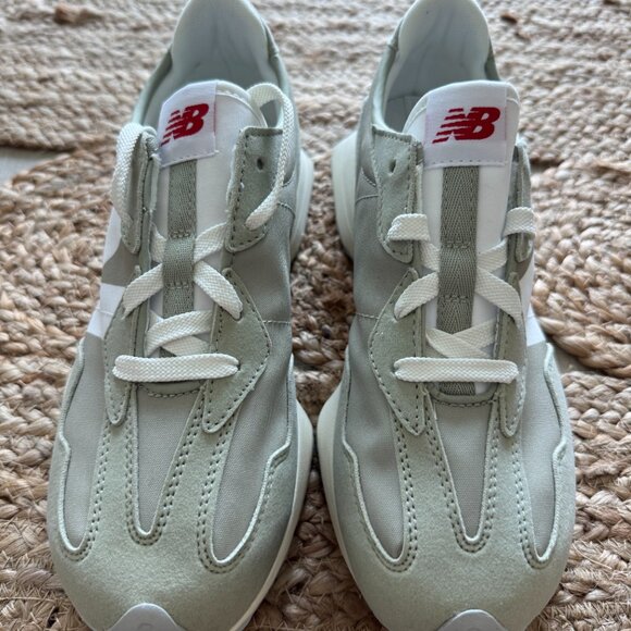 🍃 New Balance 327 – Green Nylon & Suede – Size 39 EU / US 8.5 – NWT 🍃 - Picture 2 of 12